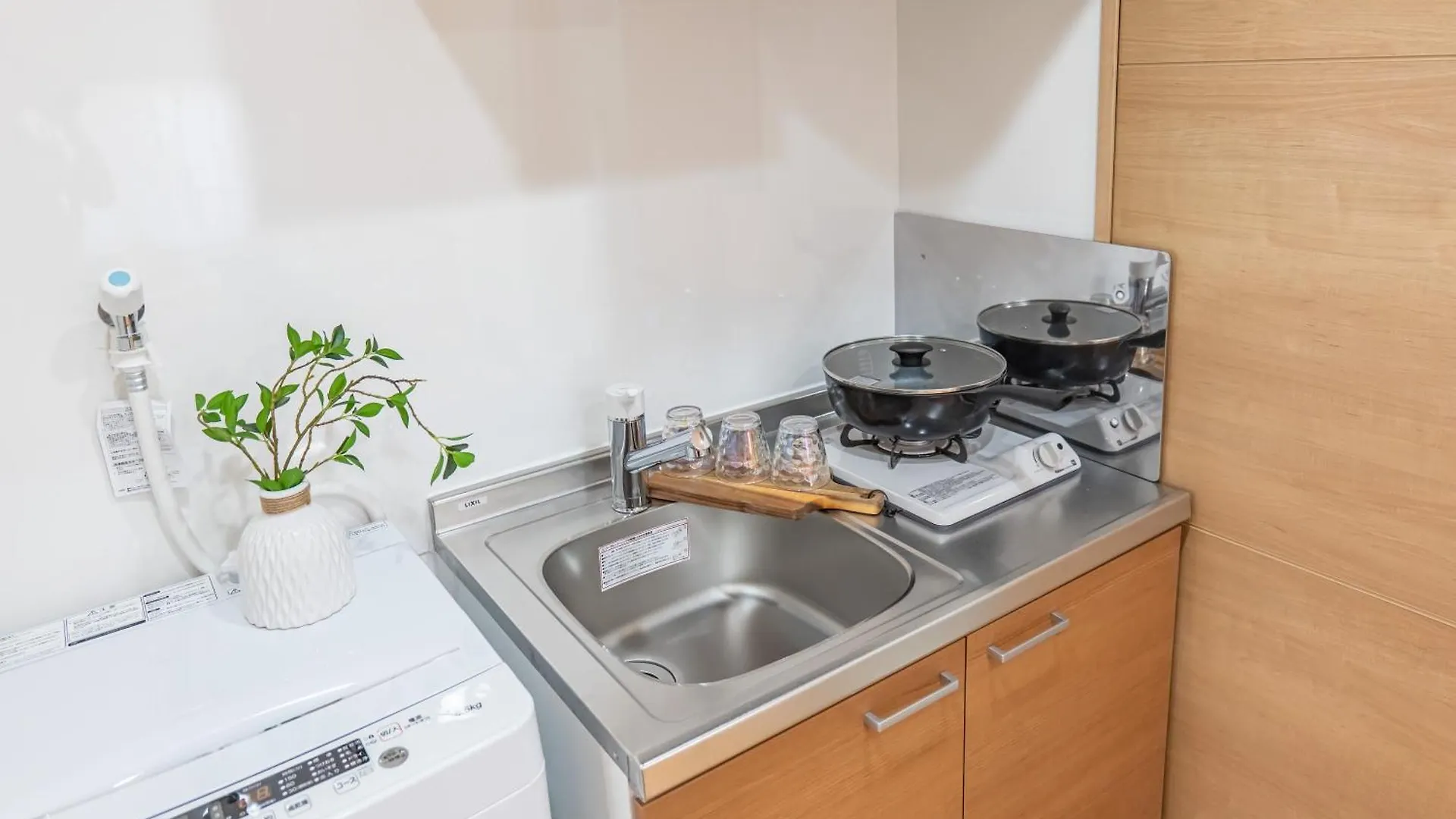 桜の川 29 Shin-Okubo302 Subway 5Mins,New Design,More Than 6 People Apartment Tokyo 0*,